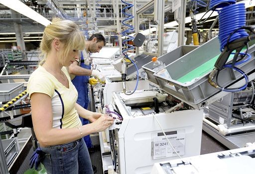 Istat: a settembre crolla la fiducia, per imprese ai minimi 2021