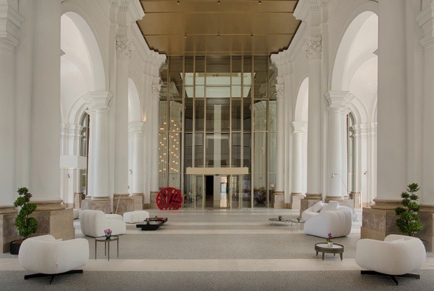 Nh Hotel apre a Milano City Life il suo nuovo hotel nato da un'antica chiesa