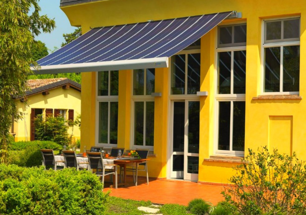 Tenda da sole fotovoltaica Tenda da sole fotovoltaica