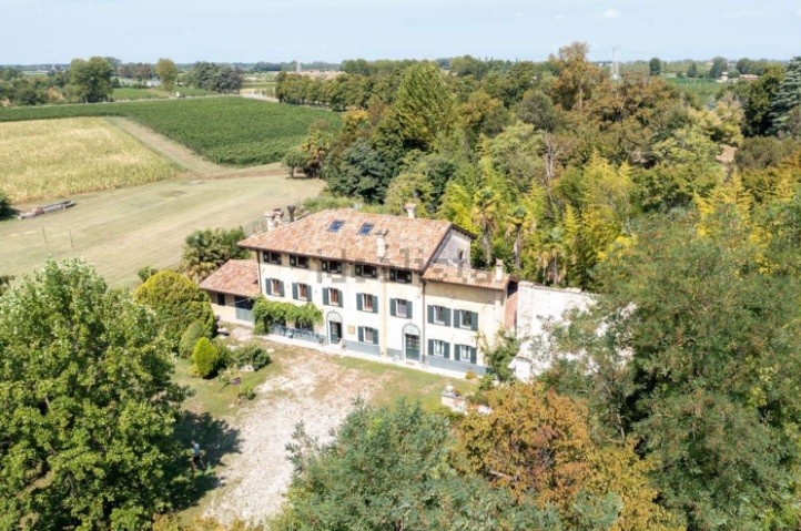 villa rustica in vendita