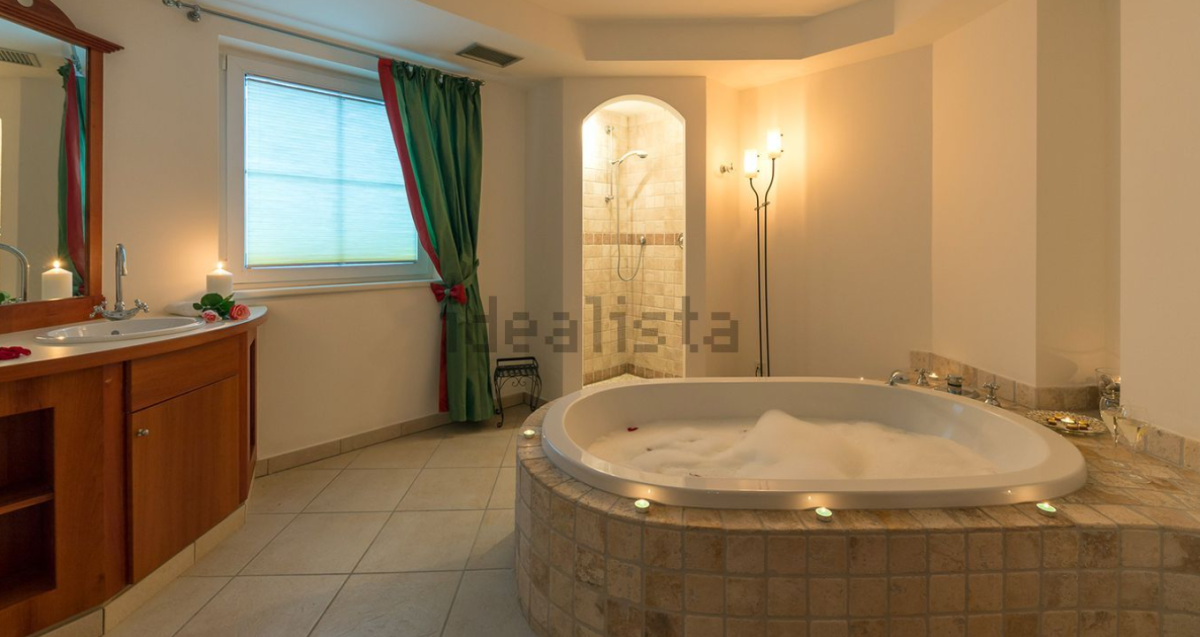 Hotel in vendita in Trentino