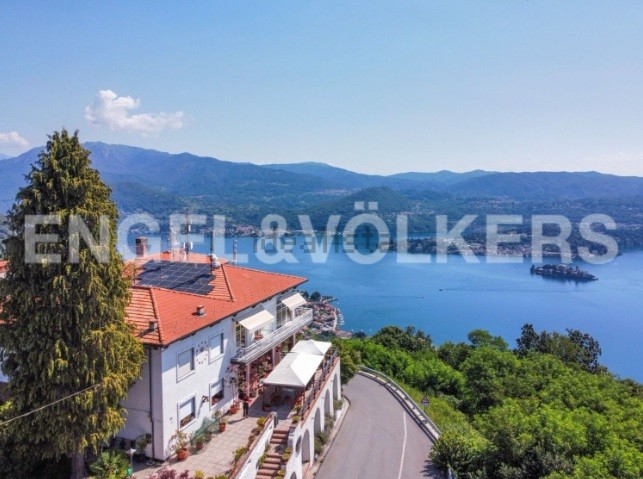 Hotel in vendita sul Lago d'Orta