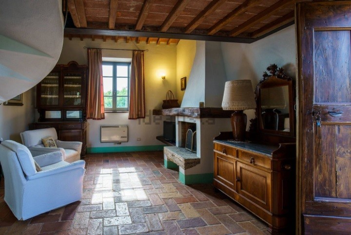 Casale in vendita a Siena