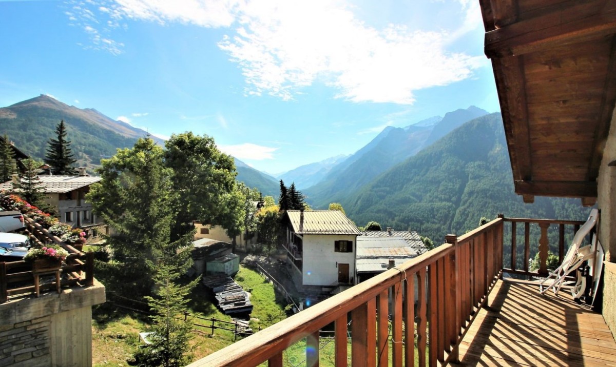 Affordable mountain homes for sale in Italy