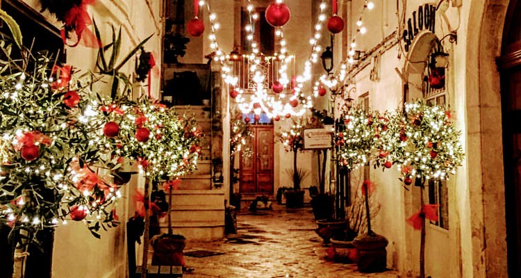Christmas streets in Locorotondo