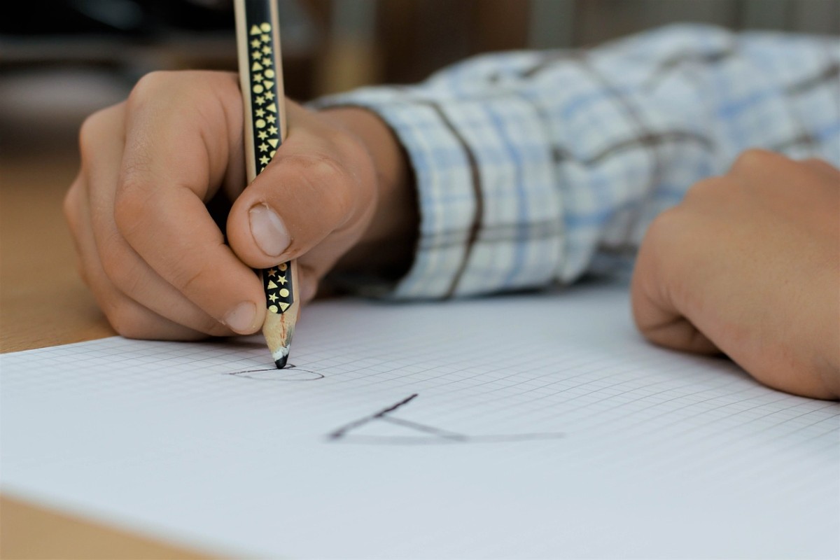 Come si firma con doppio cognome?