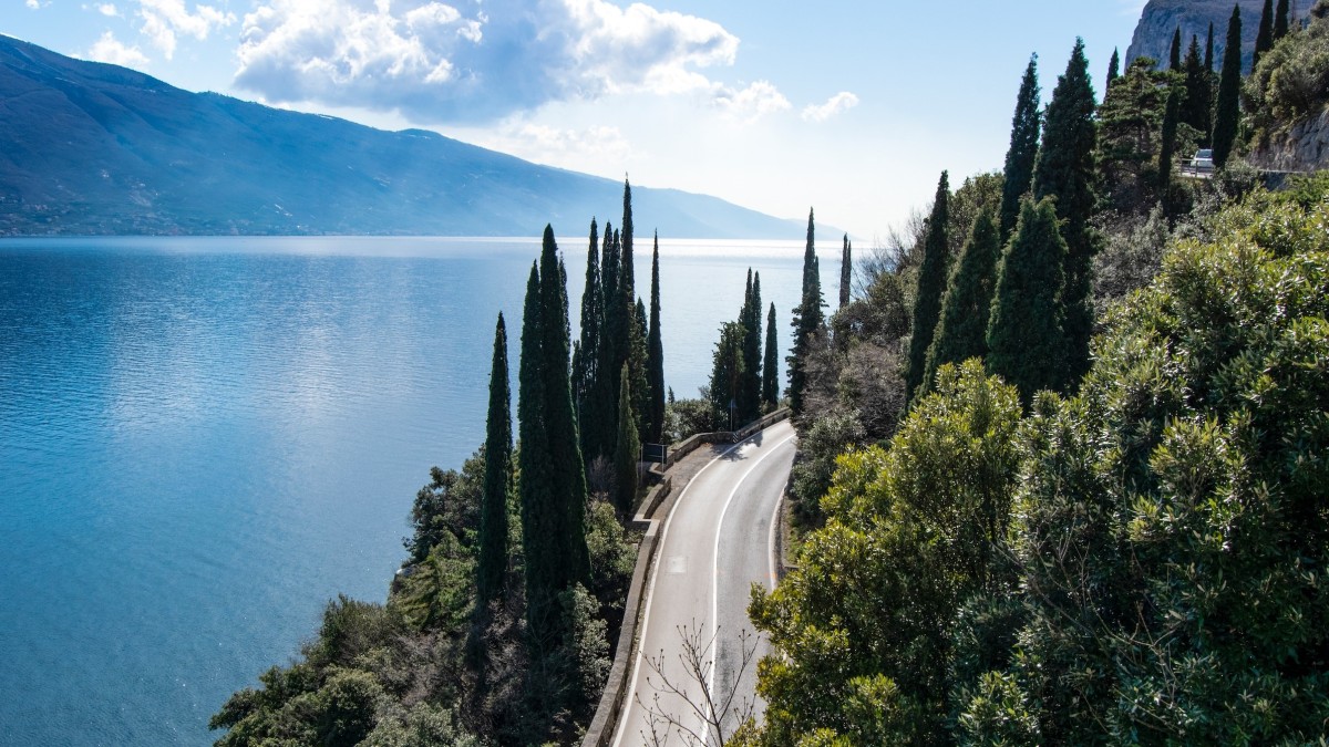 Acestea sunt cele mai frumoase lacuri italiene pe care le poți vizita într-o escapadă de weekend