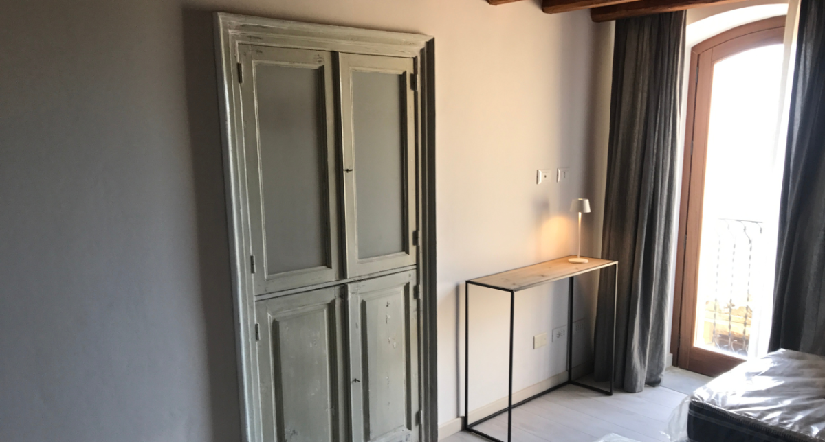 Casa a 1 euro a Gangi Riuso di porte o materiali in armonia con gli ambienti rinnovati