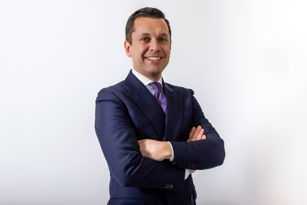 Sacha Gentili Cashouse