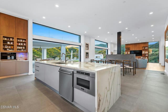 Casa de Kaley Couco en Agoura Hills Los Ángeles