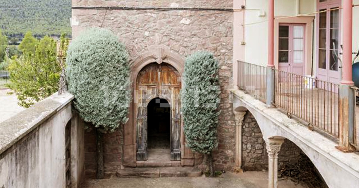 Casa Rosalia e Rauw Alejandro a Manresa