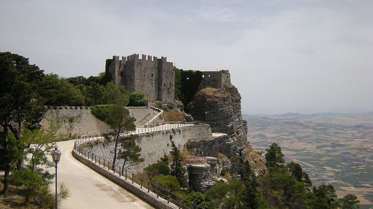 cosa vedere al castello di venere