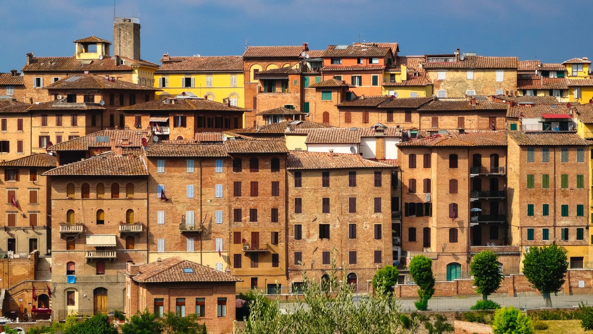 locuind în Siena