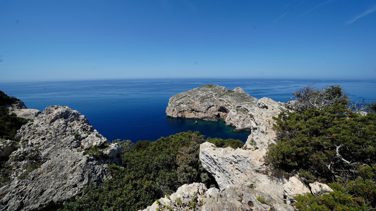 cosa vedere riviera del corallo