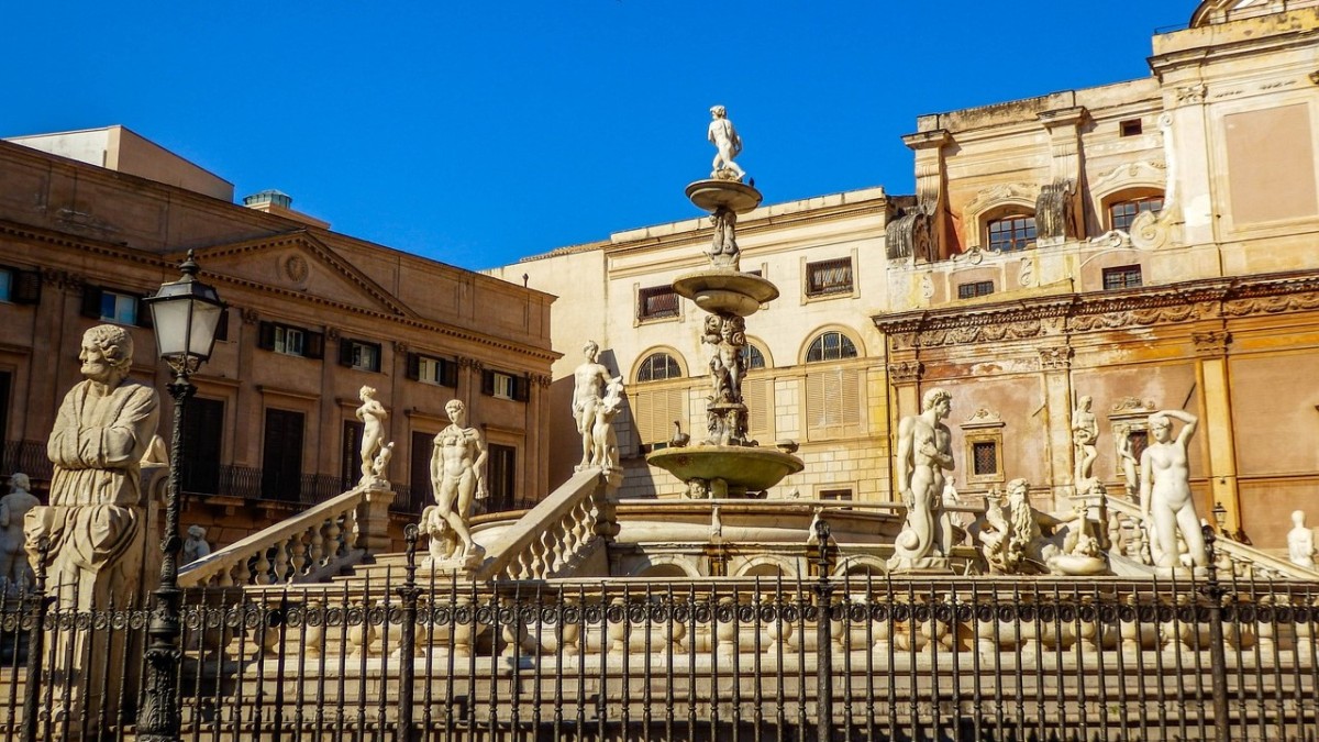 locuind în Palermo