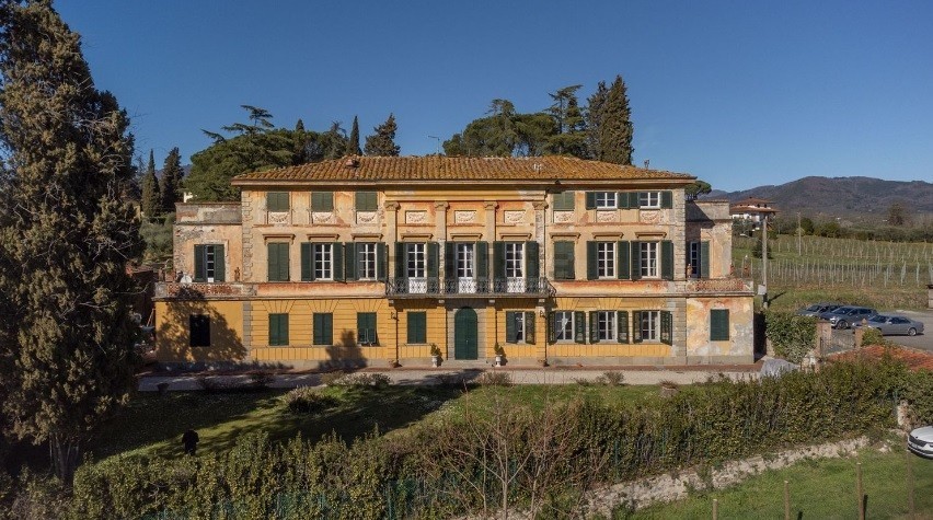 Villa for sale in Lucca