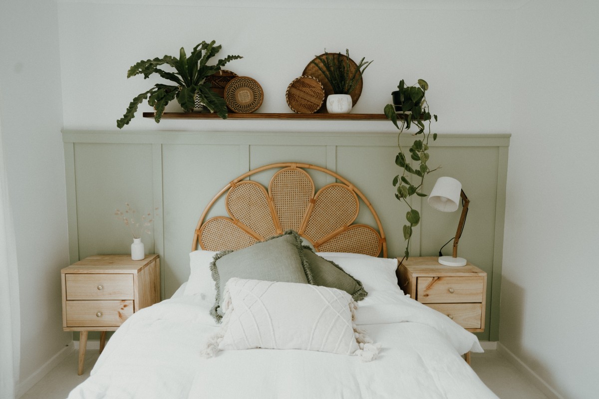 Como orientar a cama para dormir melhor?