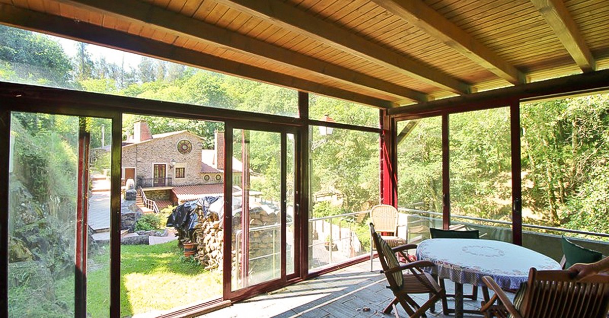 Anexo al molino rehabilitado en vivienda en Betanzos