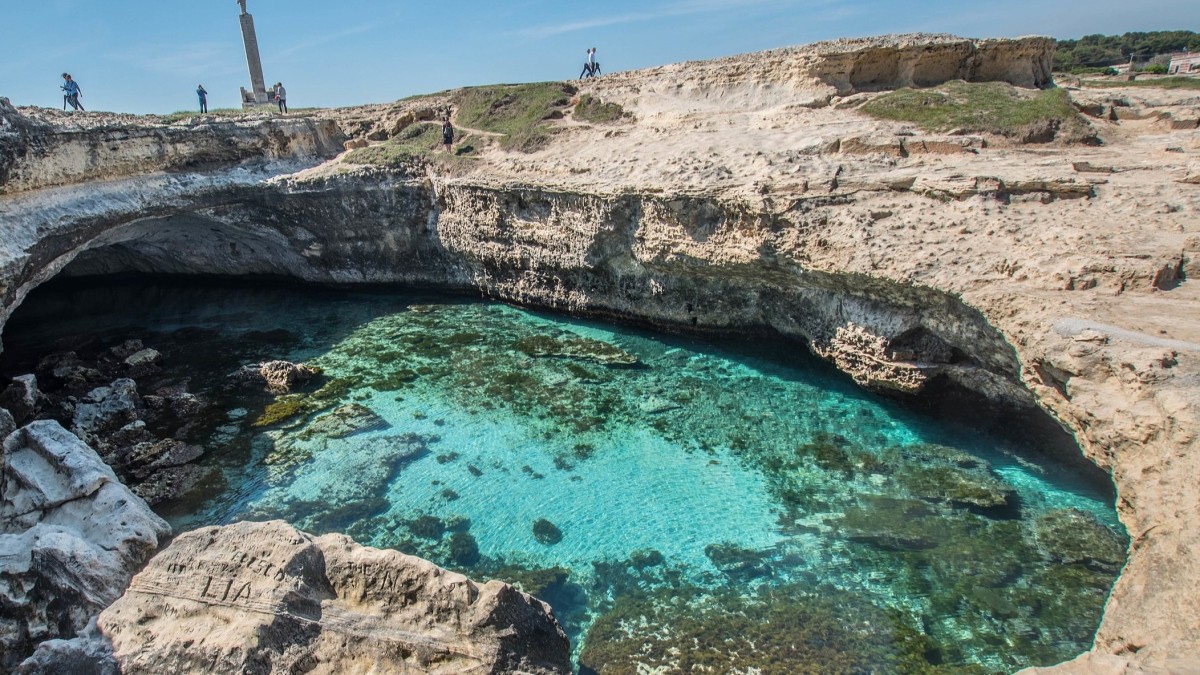 cosa vedere grotta della poesia