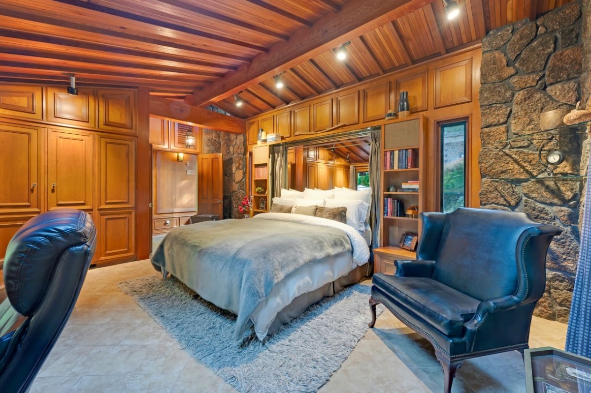 Jim Nevill Production/Coldwell Banker Realty