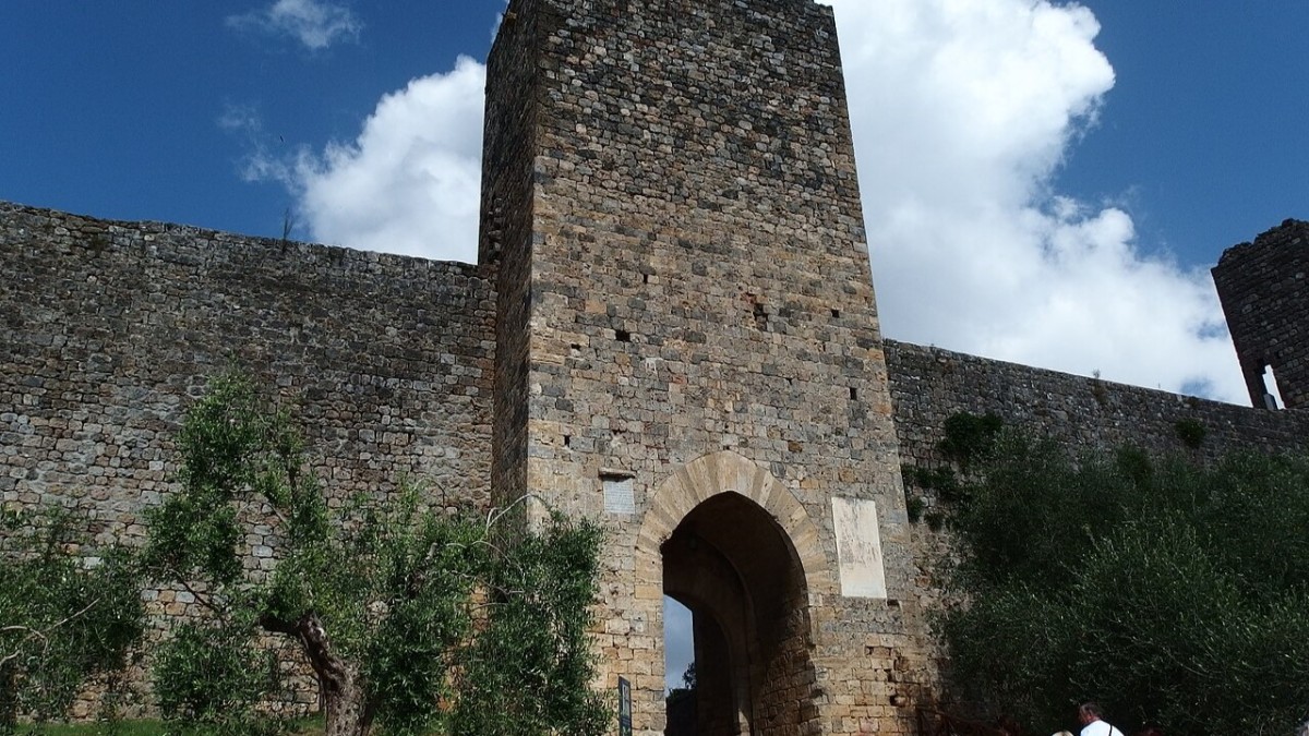 mura di monteriggioni cosa vedere