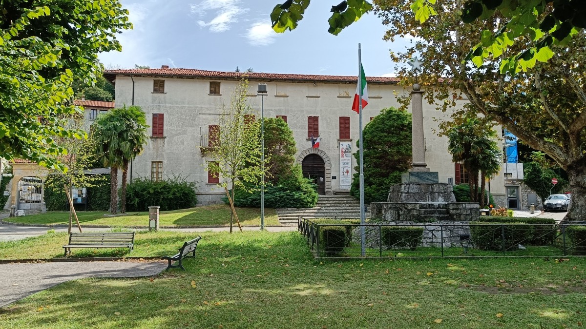 cosa vedere a laveno mombello