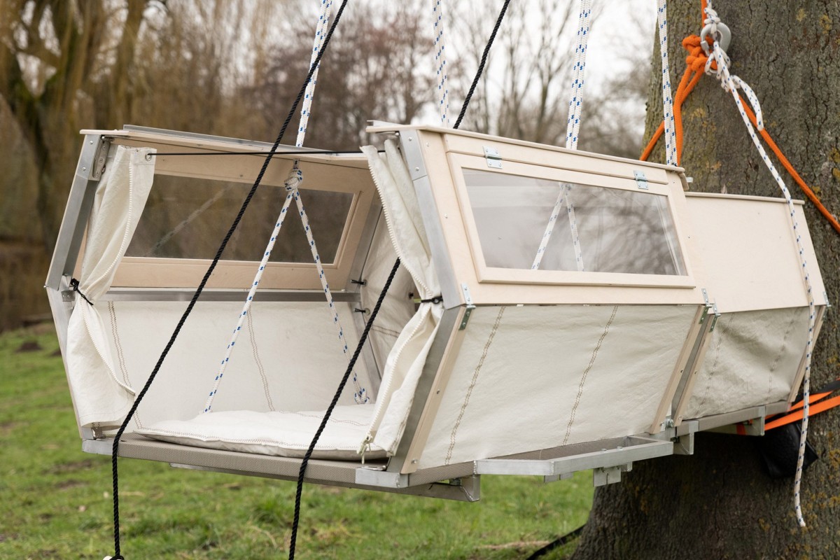 La clave de su eficiencia se encuentra en la estructura articulada y en el sistema de cuerdas y poleas para elevarla.