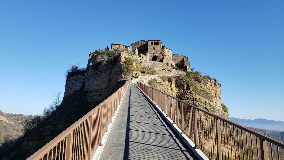 cosa vedere civita di bagnoregio