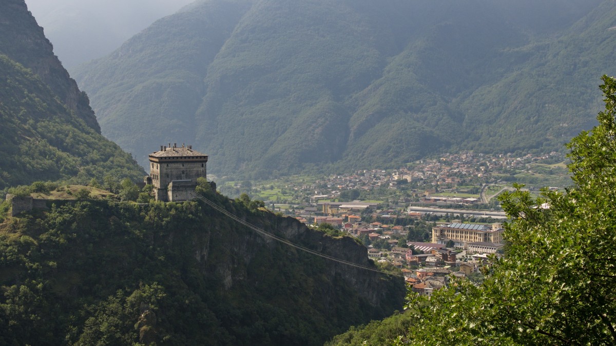 Verrès - Valle d'Aosta - Fontamara Escursioni