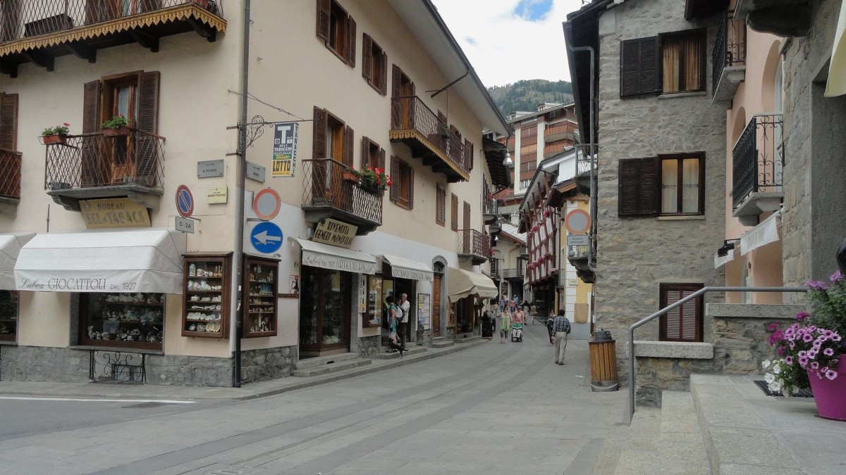 cosa vedere a courmayeur