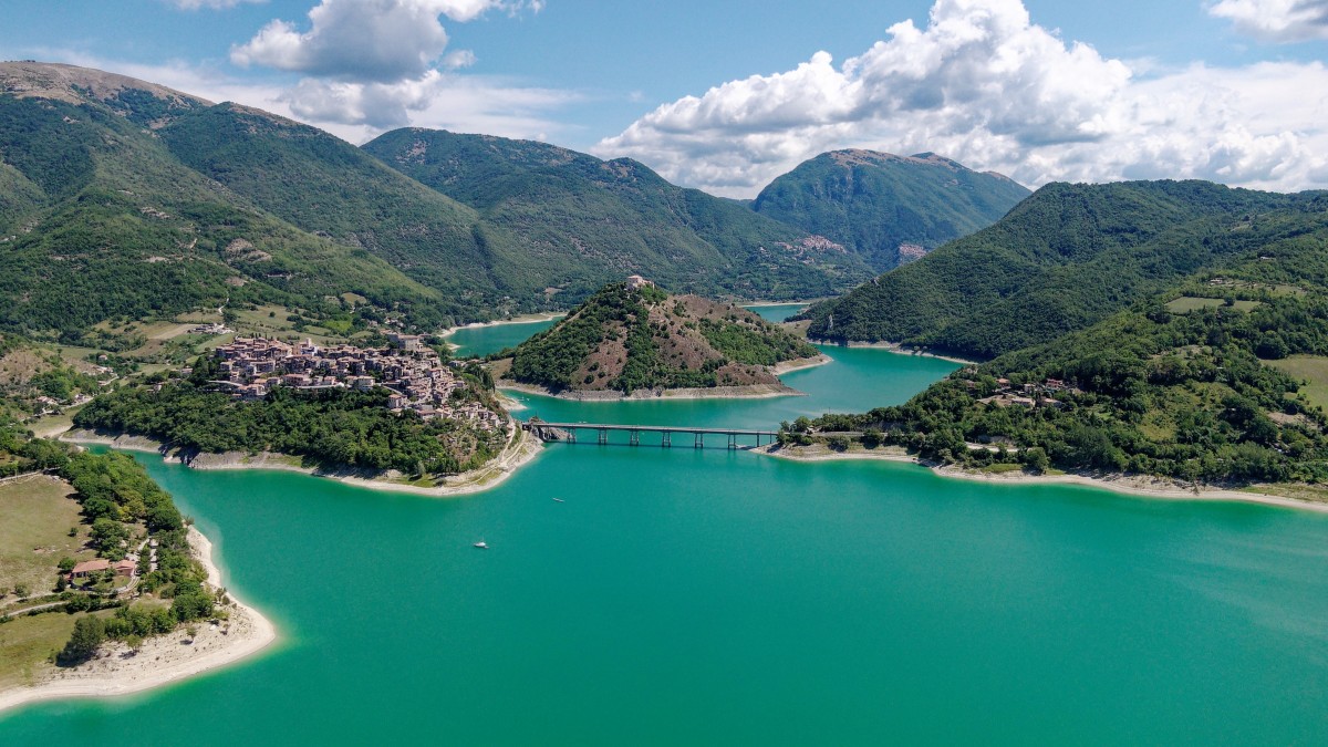 cosa vedere al lago del turano