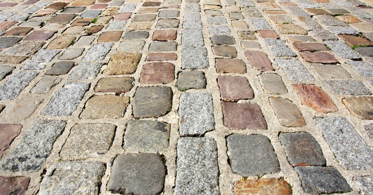 come togliere la ruggine dal pavimento