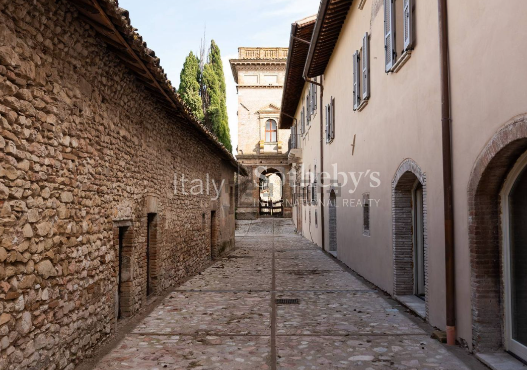 castello in vendita