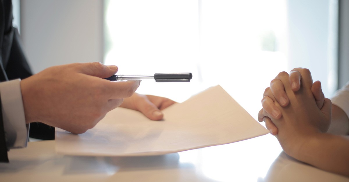 Firma del contratto d'affitto