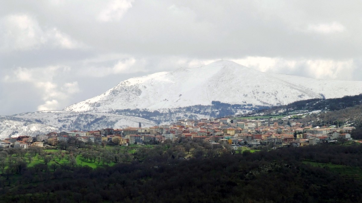 paese piu alto della sardegna