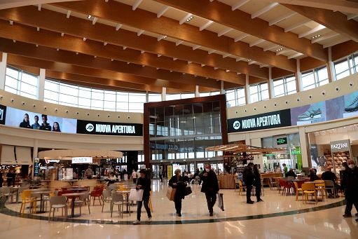 Bce, cala inflazione percepita da famiglie ma sale quella prevista