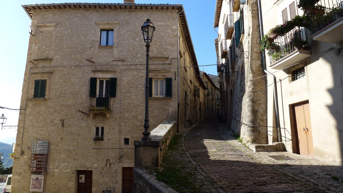 vivere a civitella del tronto