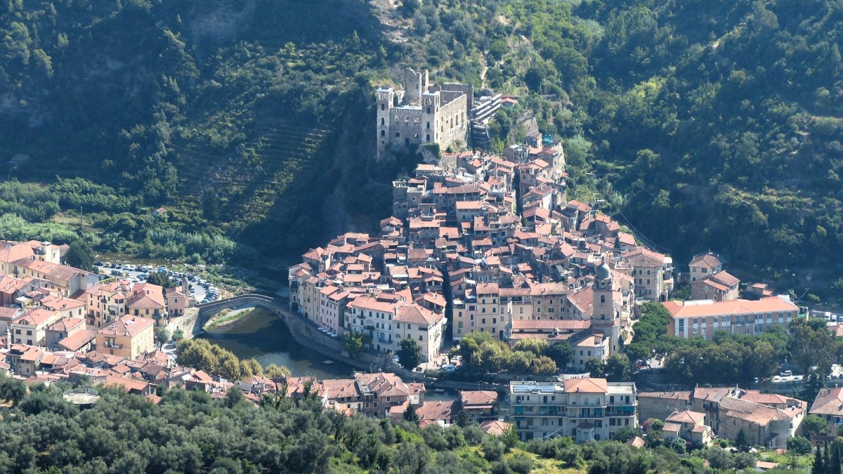 paesi da vedere vicino a sanremo