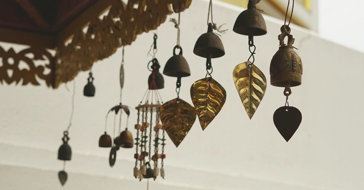 decorazioni pendenti dal soffitto