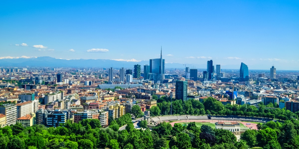 foto panoramica delle case a milano