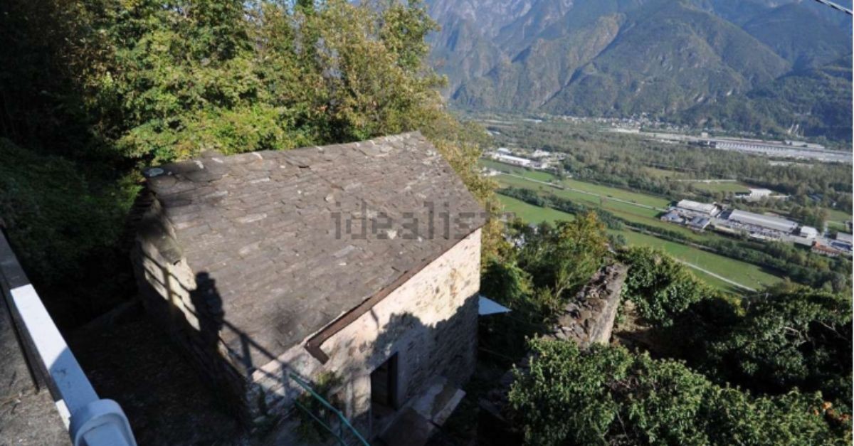 casali da ristrutturare da 24.000 euro 