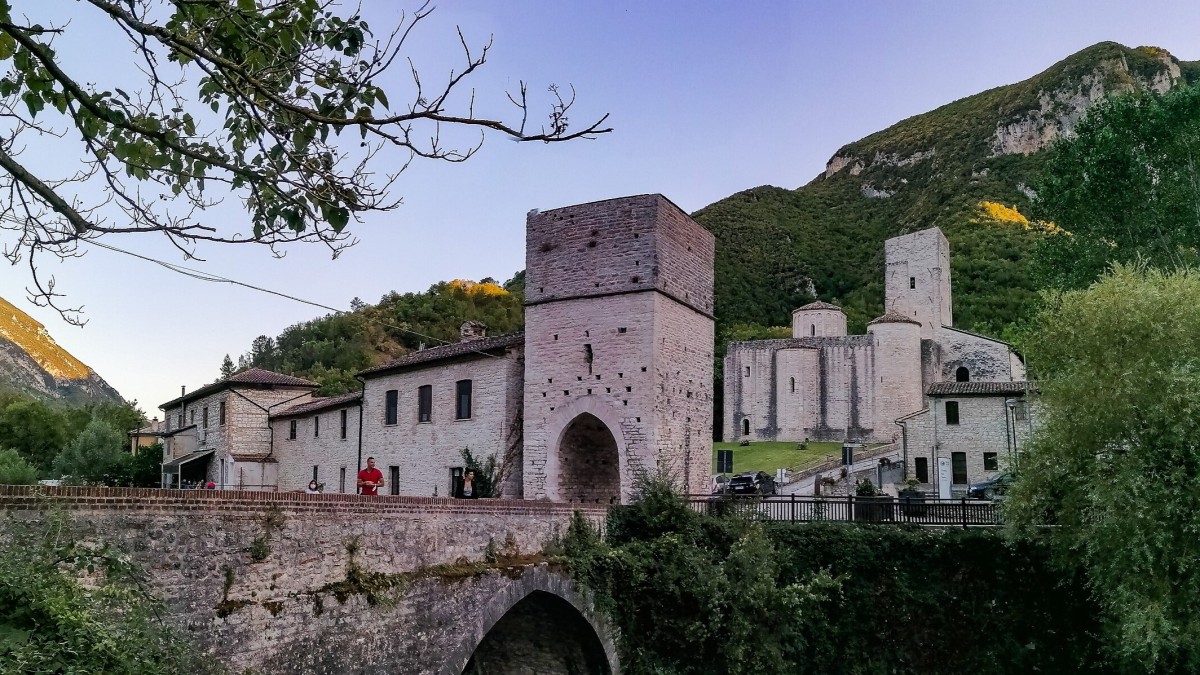 cosa vedere a genga