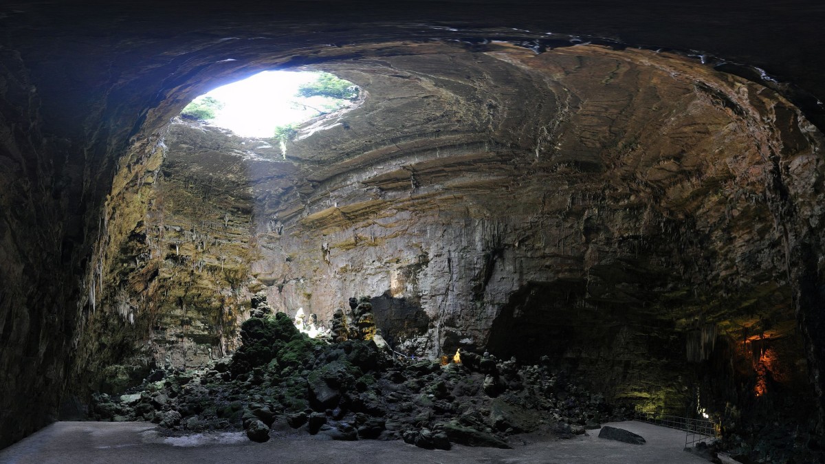 grotte castellana
