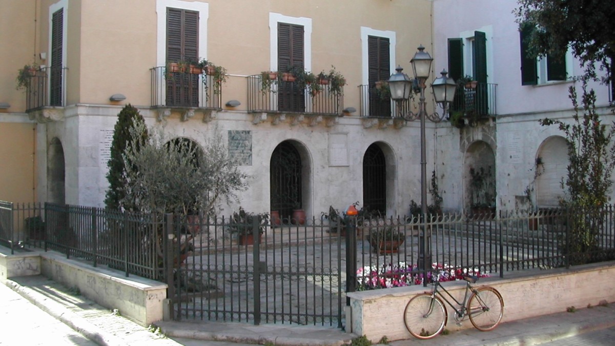 casa gabriele d'annunzio