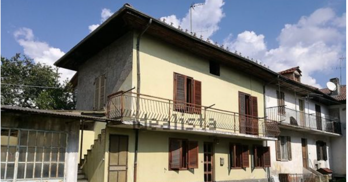 Case con garage e giardino da 38.000€