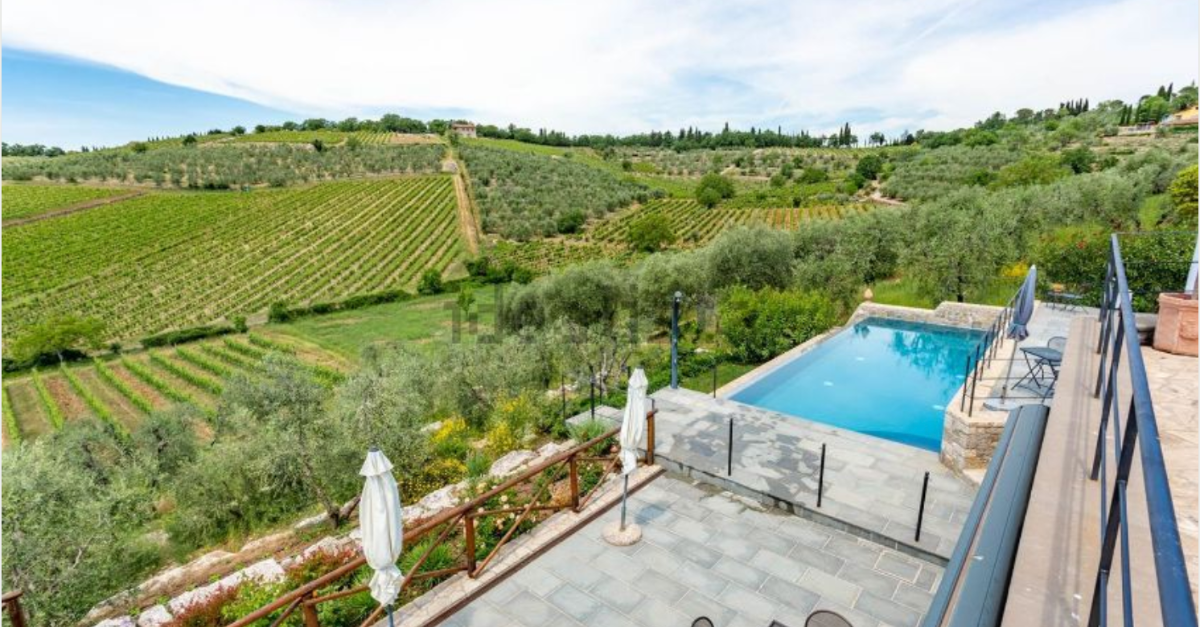 Case in pietra da 20.000 euro