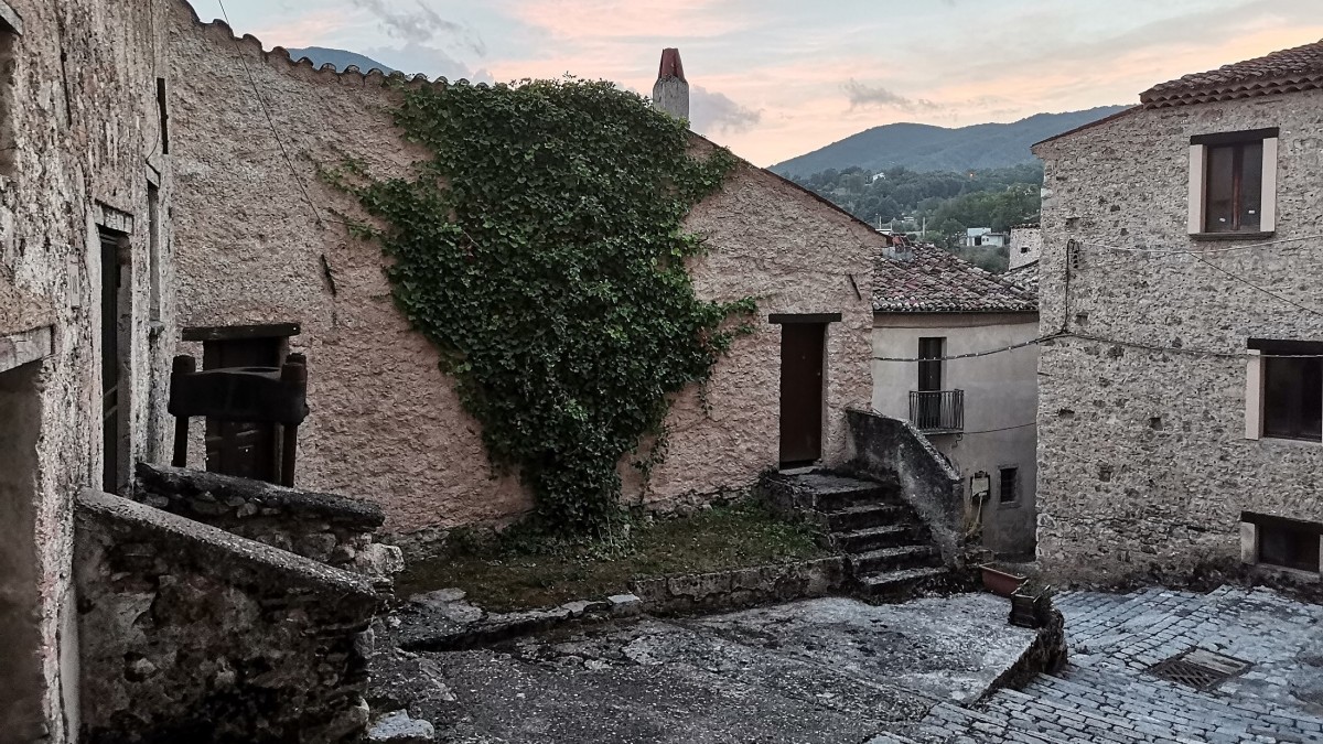 citta fantasma basilicata