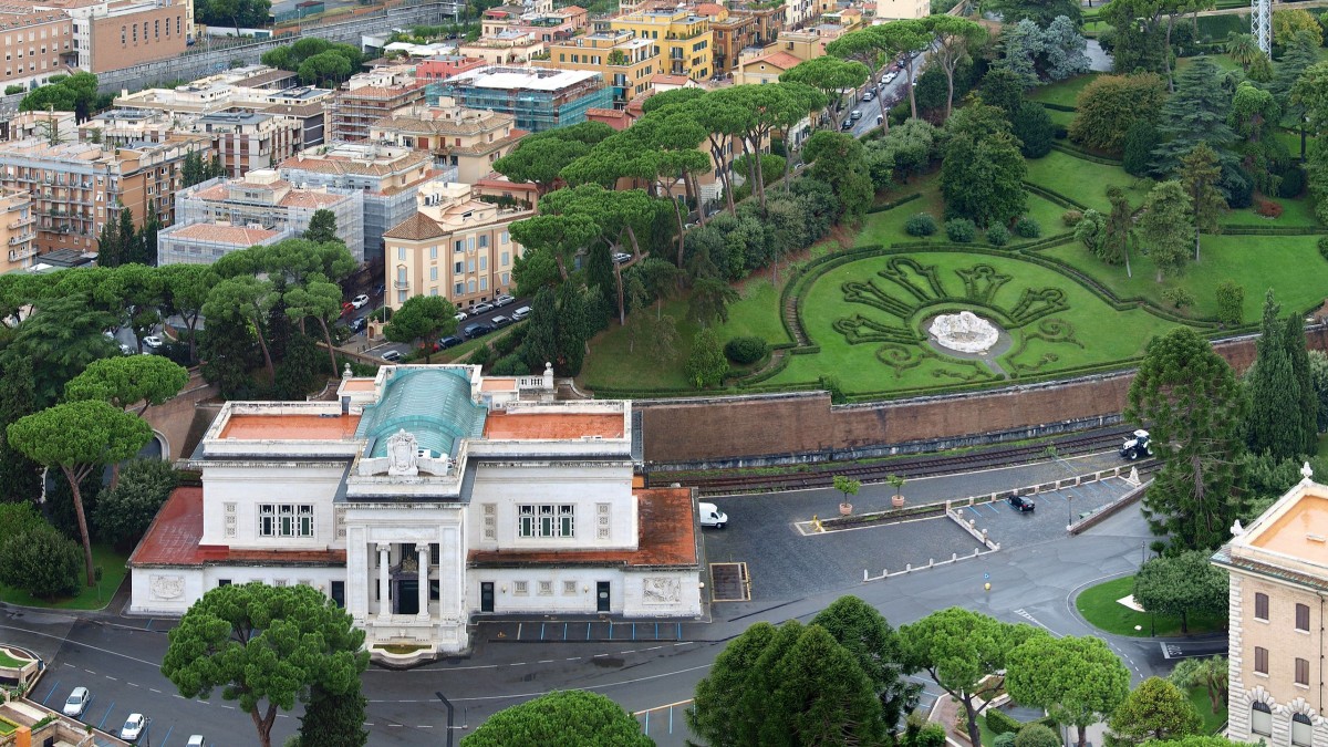 Stazione del Vaticano dove si trova e quali treni arrivano — idealista