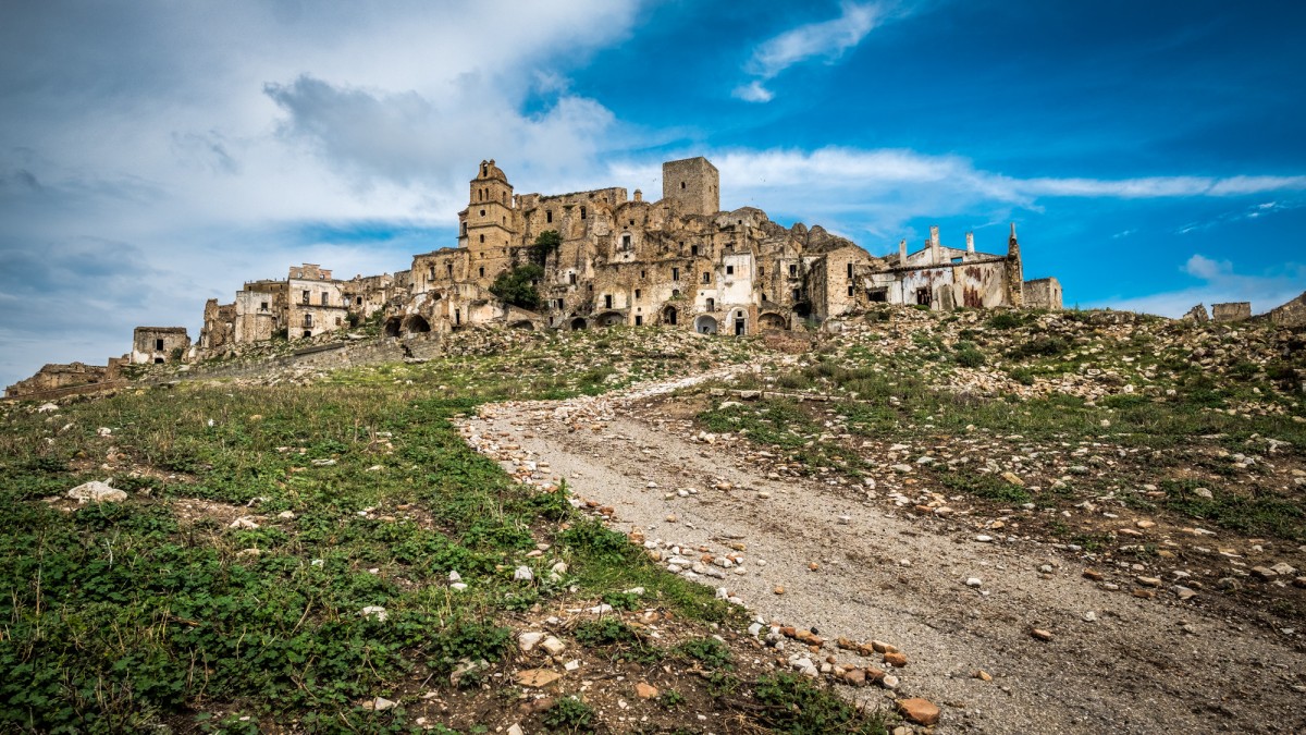 città fantasma basilicata