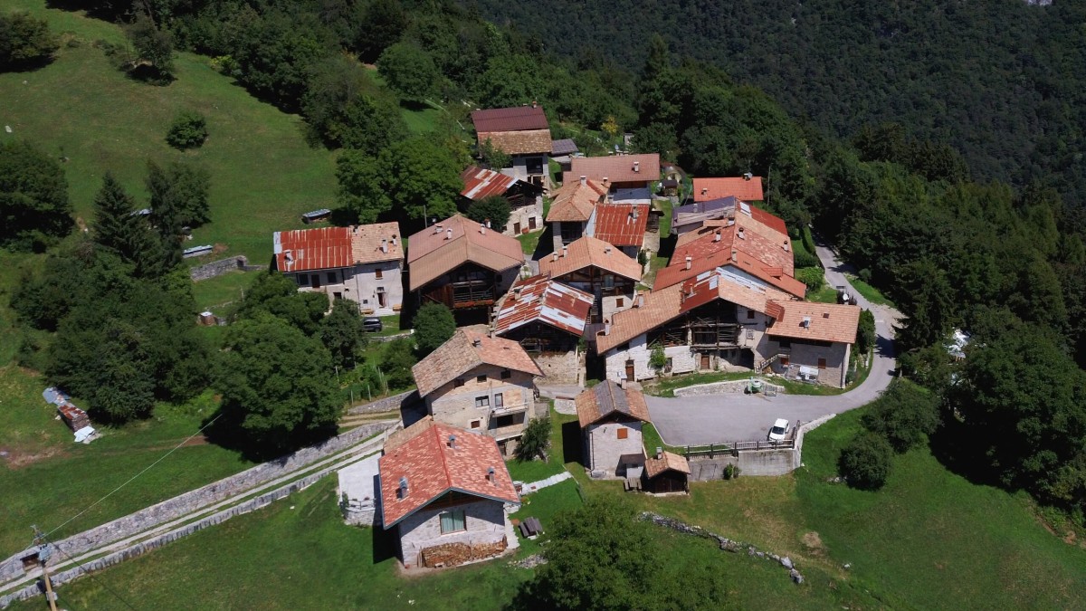 città fantasma trentino lato adige